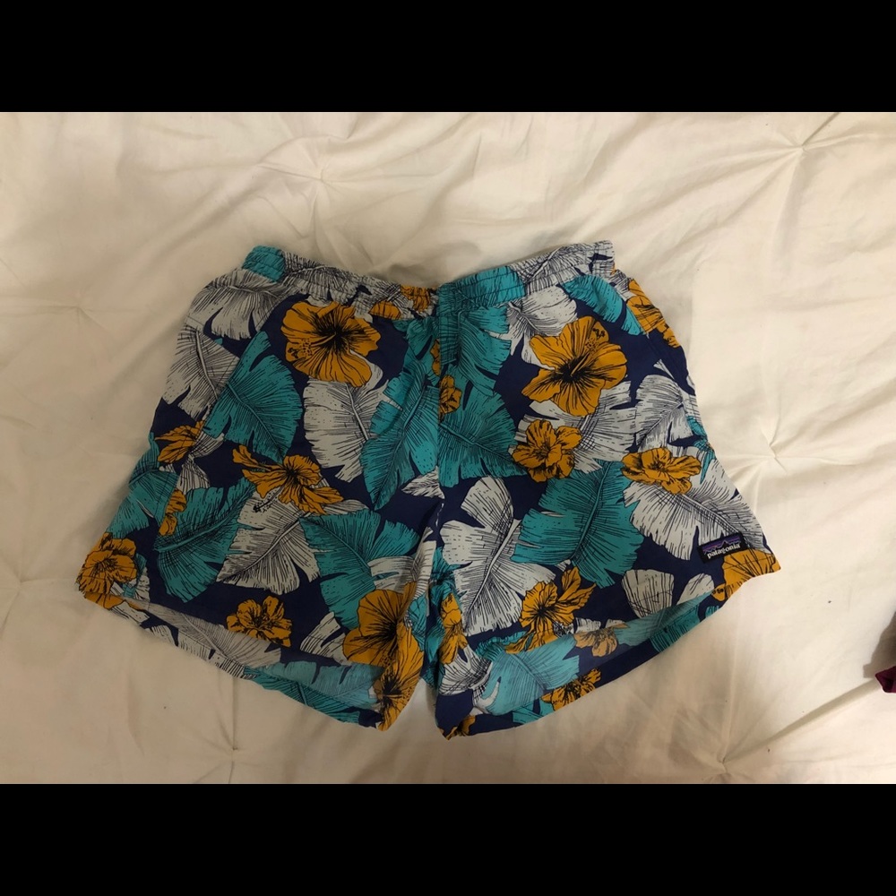 Patagonia Baggies 5” inseam